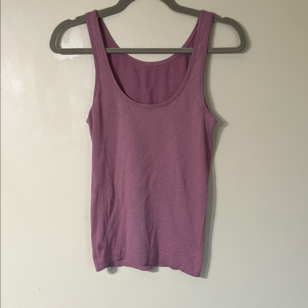 Chic Mauve Scoop Neck Tank Top